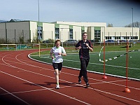 Andrea Roos beim Runden-Drehen